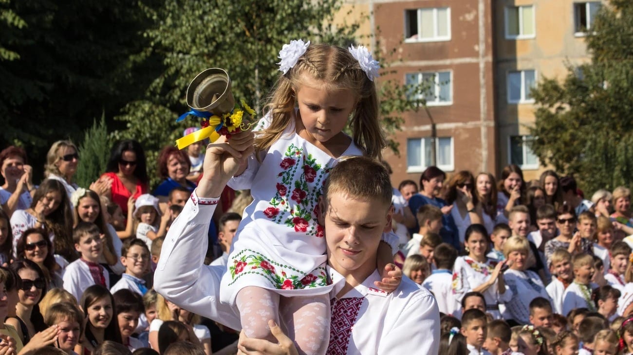 Випускники